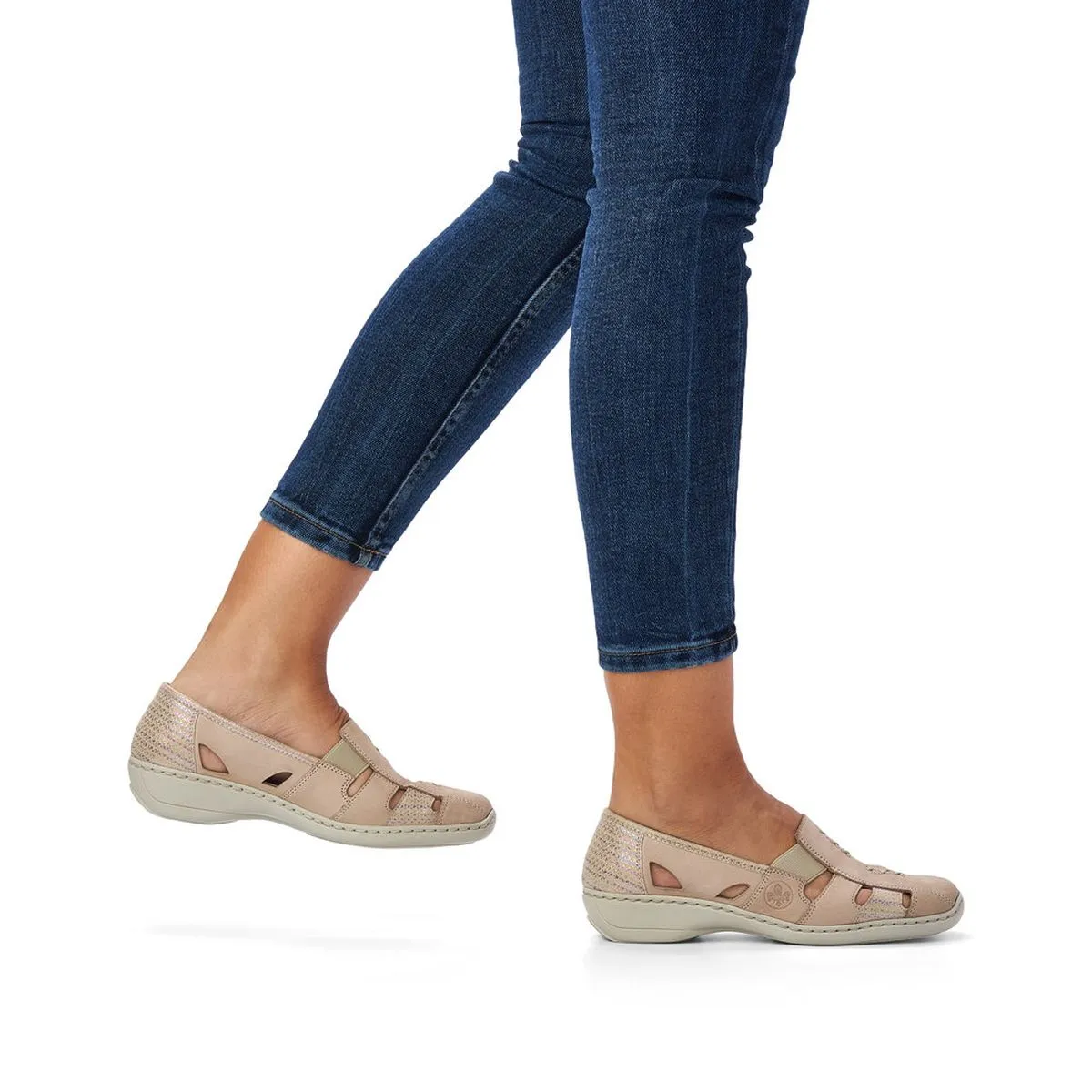 41385 Casual Slip ON