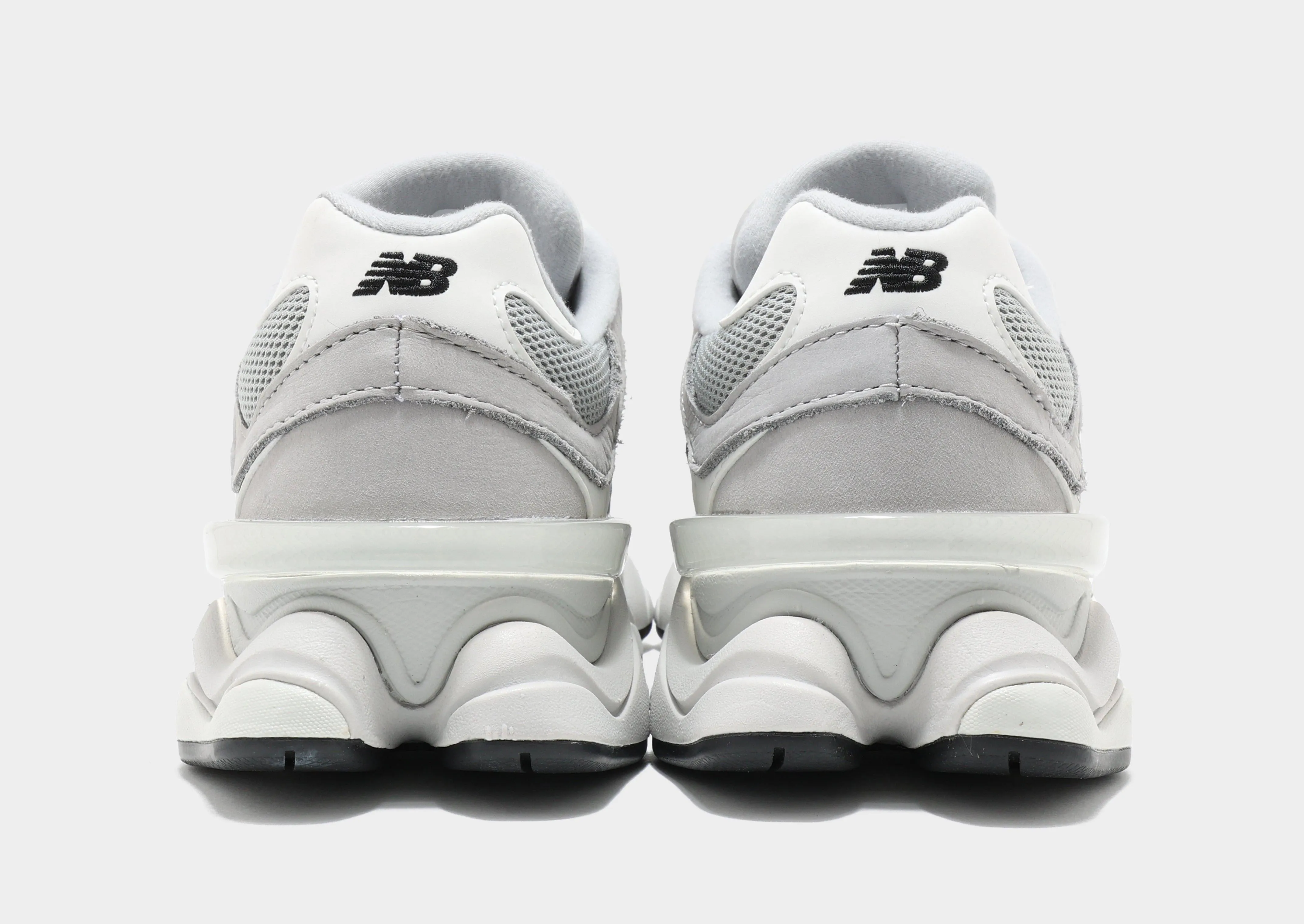 9060 Women's