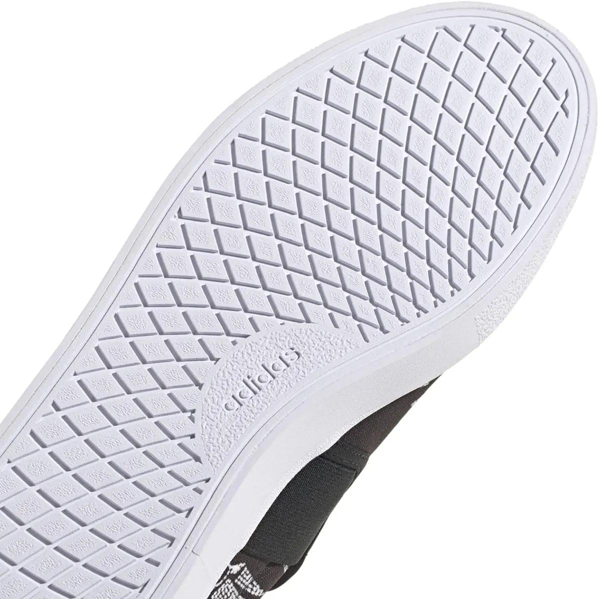 adidas Unisex-Adult Vulcraid3r Slip on Skate Shoes
