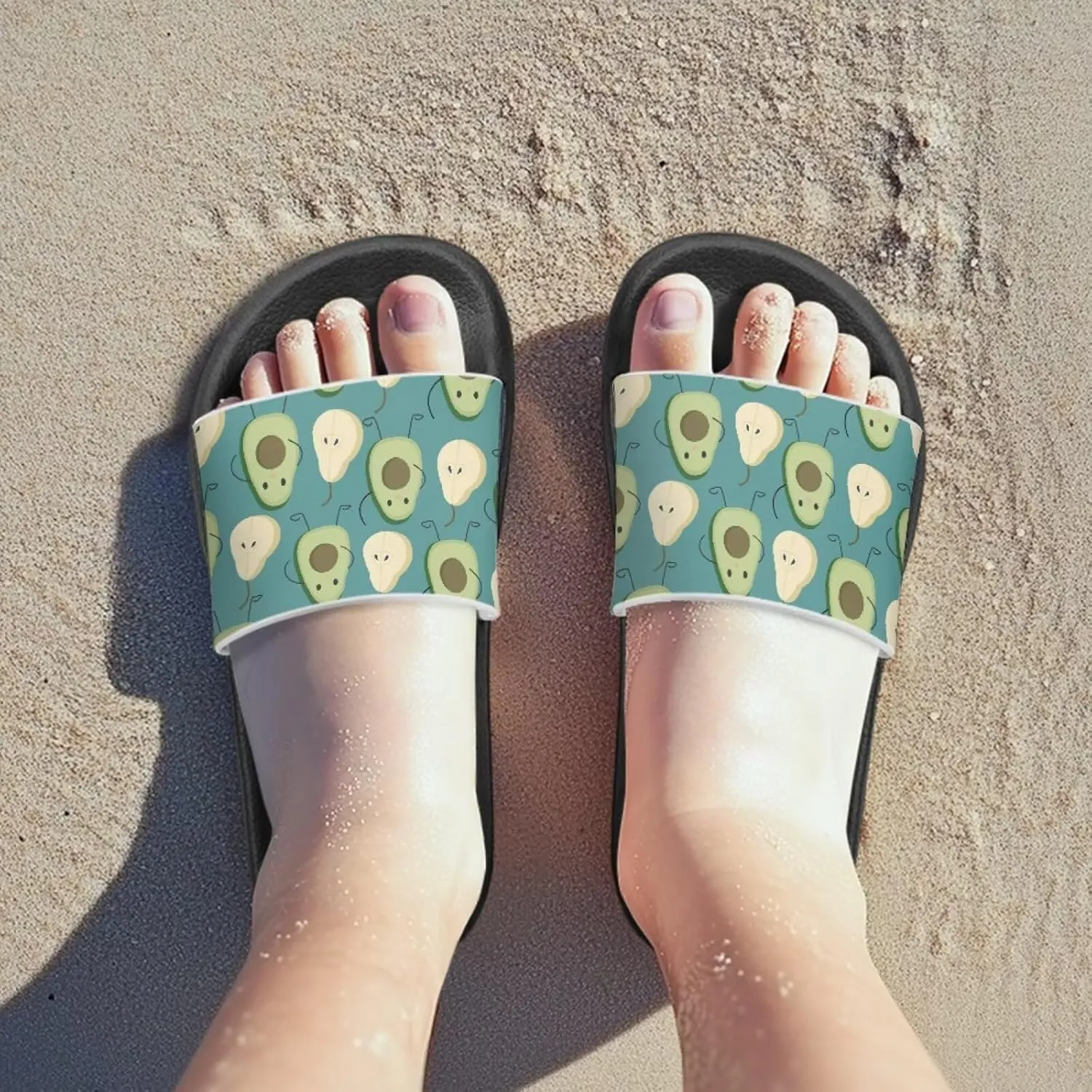Adorable Slide Sandals for Boys Girls Slide Sandals Cartoon Youth Pool Shower Shoes Suitable for Outdoors