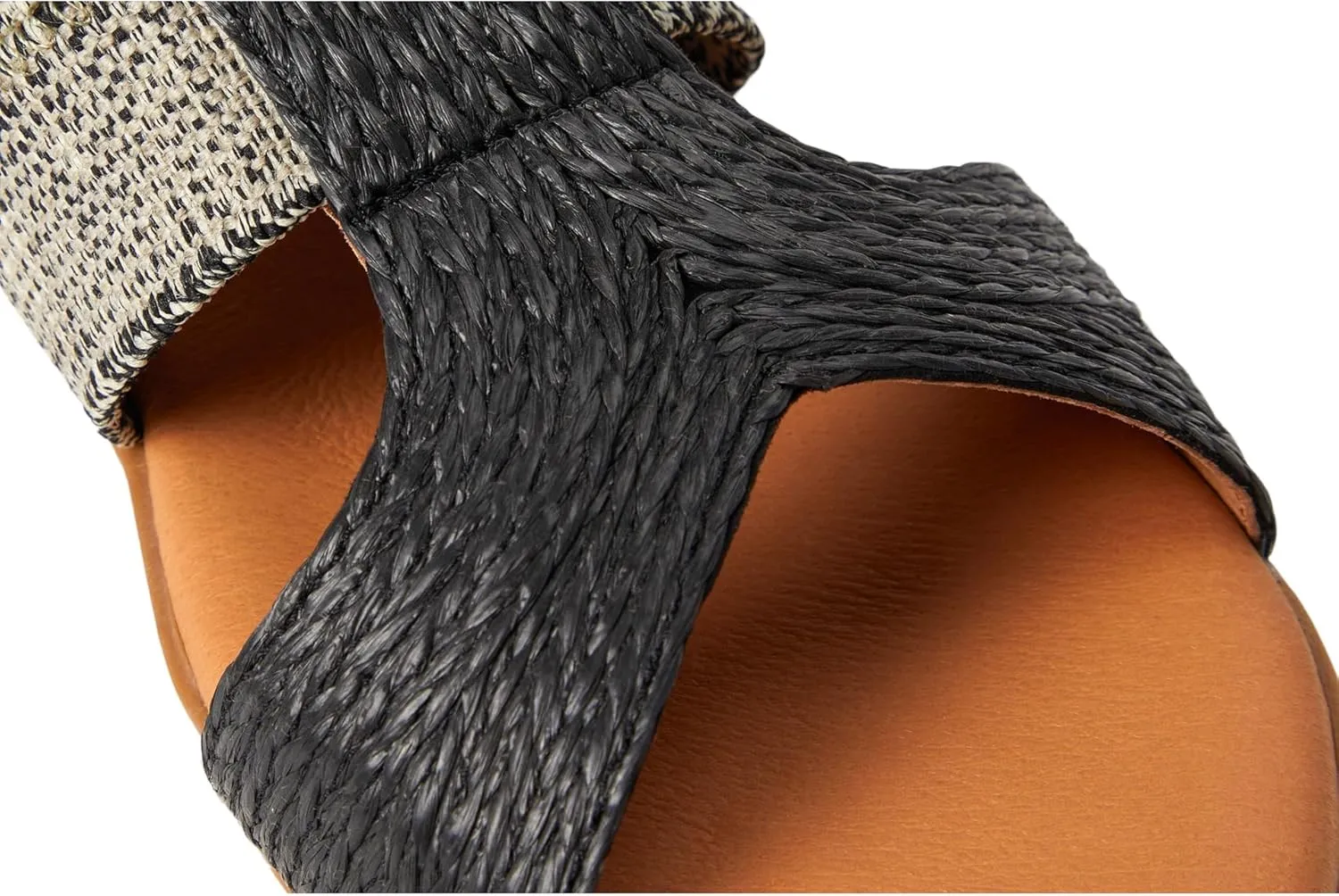 Andre Assous Women's Noor Flat Sandal