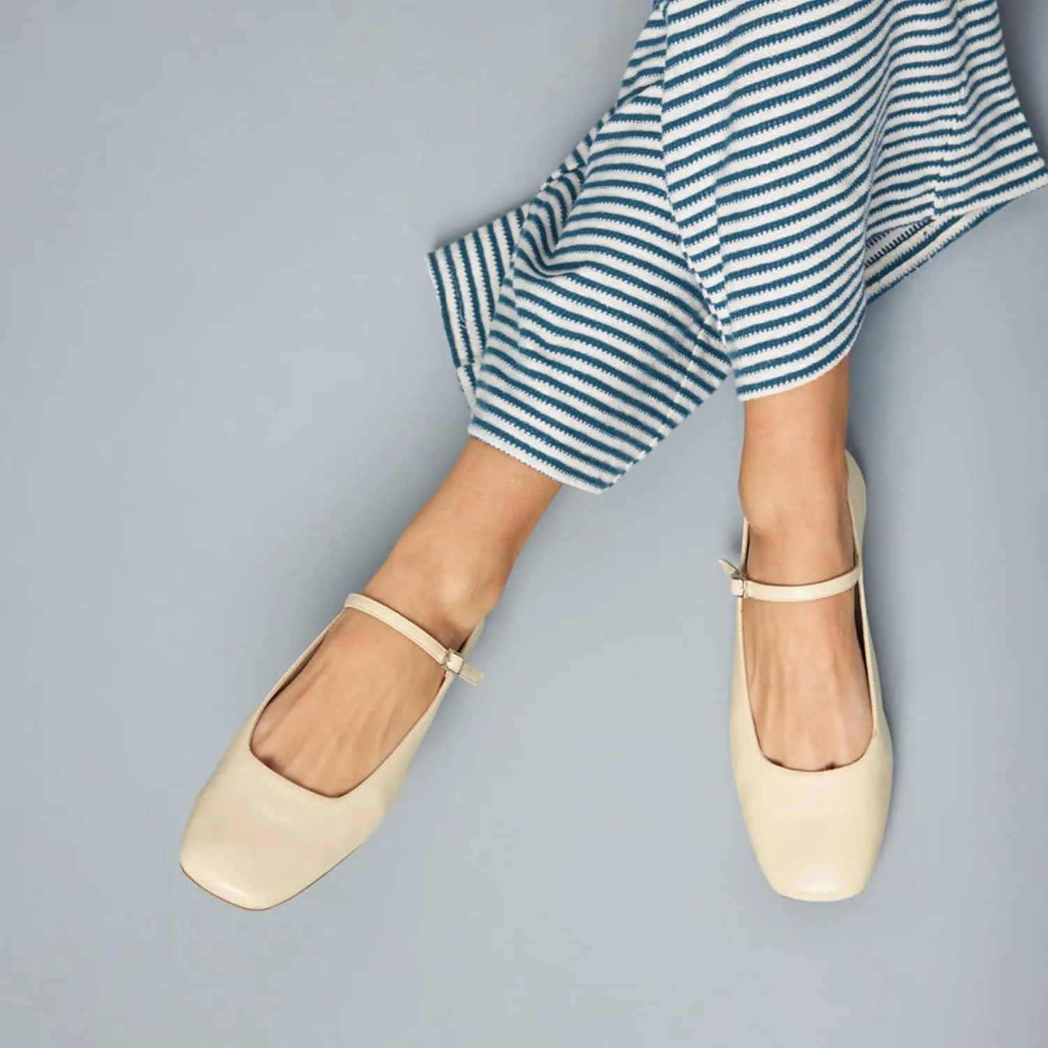 Ballet Flats Shoes for Women Square Toe Pull-on Style Mary Jane Inspired Design for Dressy Occasions and Vintage Charm