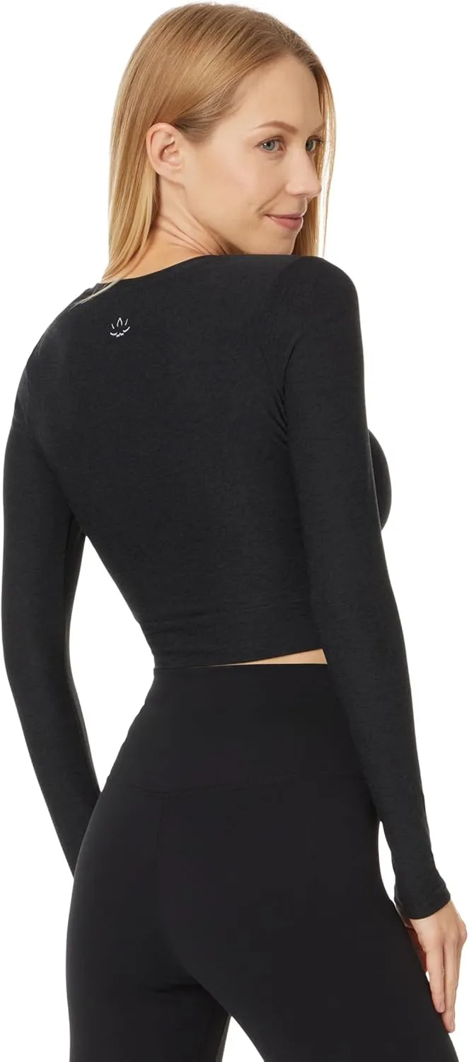 Beyond Yoga Women's Featherweight Center Stage Cropped Long Sleeve Pull Over