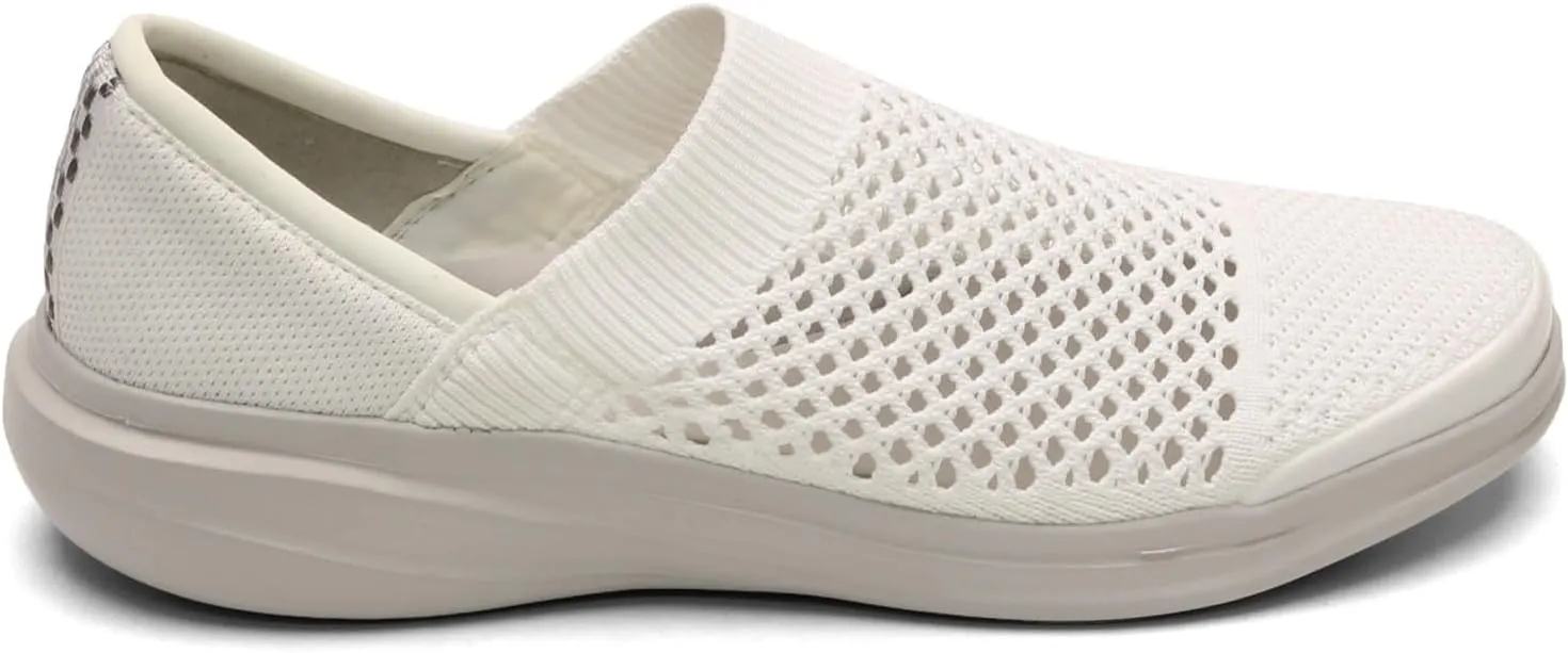 BZees Women's, Charlie Slip-On