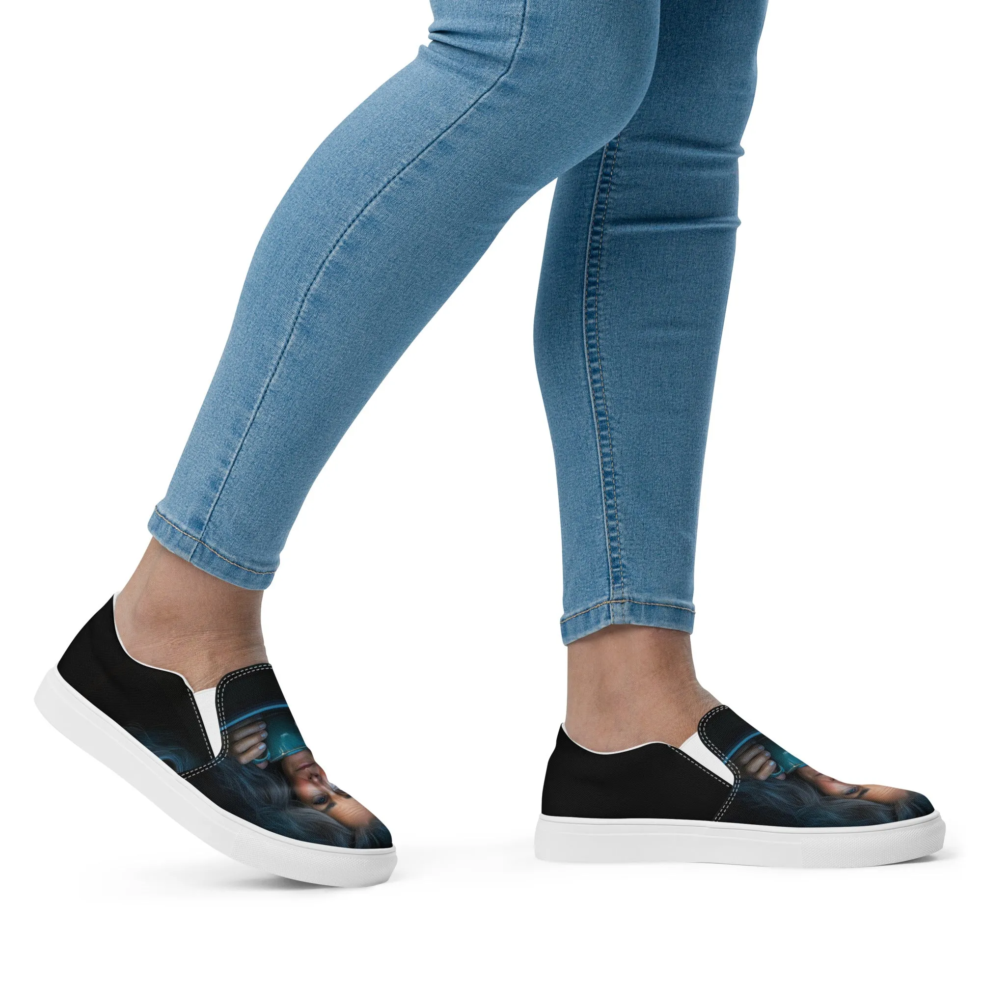 Charming Brew Women’s slip-on canvas shoes