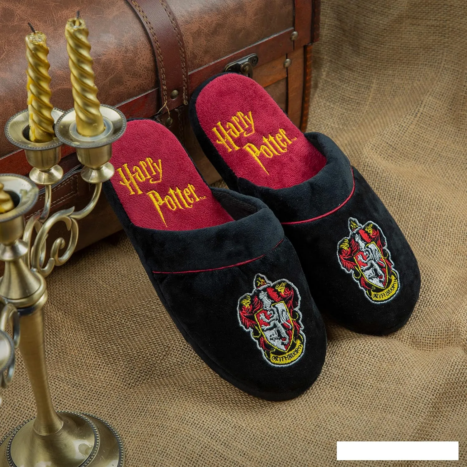 Cinereplicas Harry Potter - Deluxe Slippers Gryffindor/Hufflepuff/Slytherin/Ravenclaw- Official License