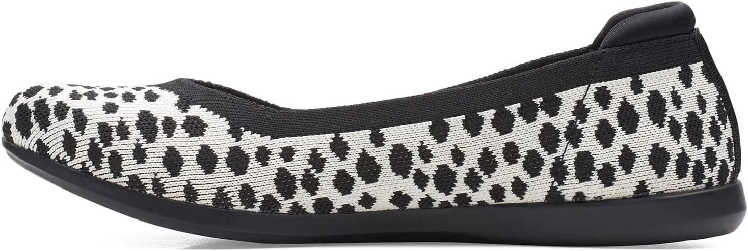 Clarks Women's Carly Wish Ballet Flat