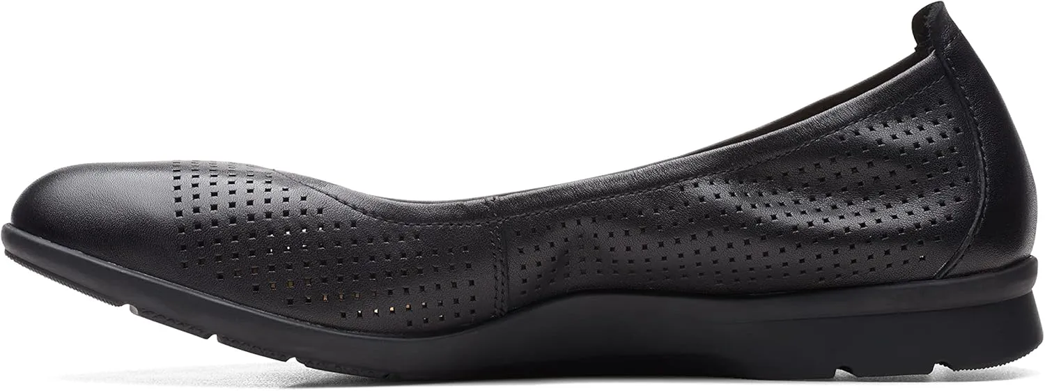 Clarks Women's Jenette Ease Ballet Flat