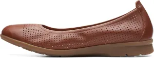 Clarks Women's Jenette Ease Ballet Flat