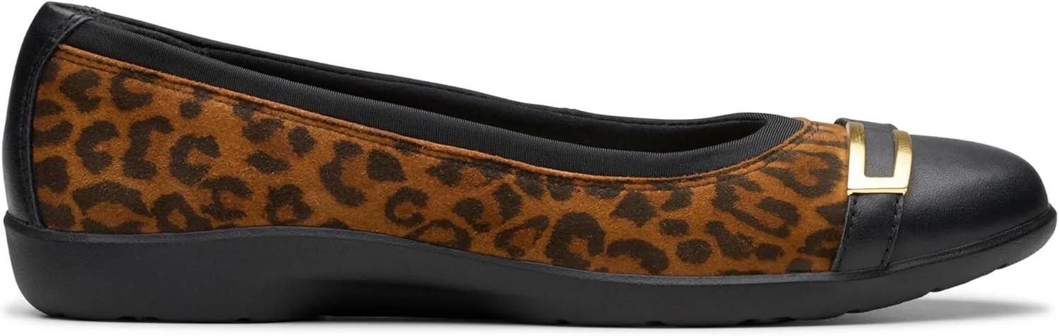 Clarks Women's Meadow Rose Ballet Flat