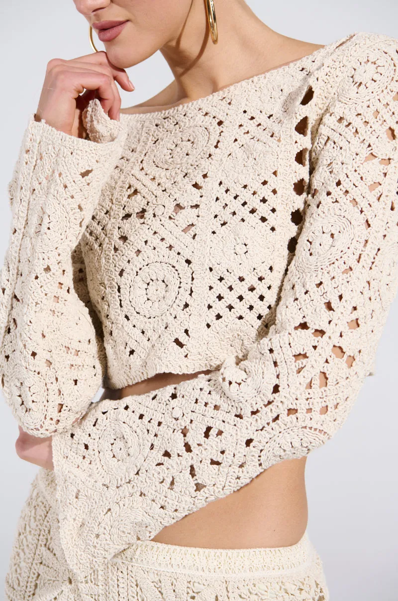 CROCHET KNIT CROP TOP