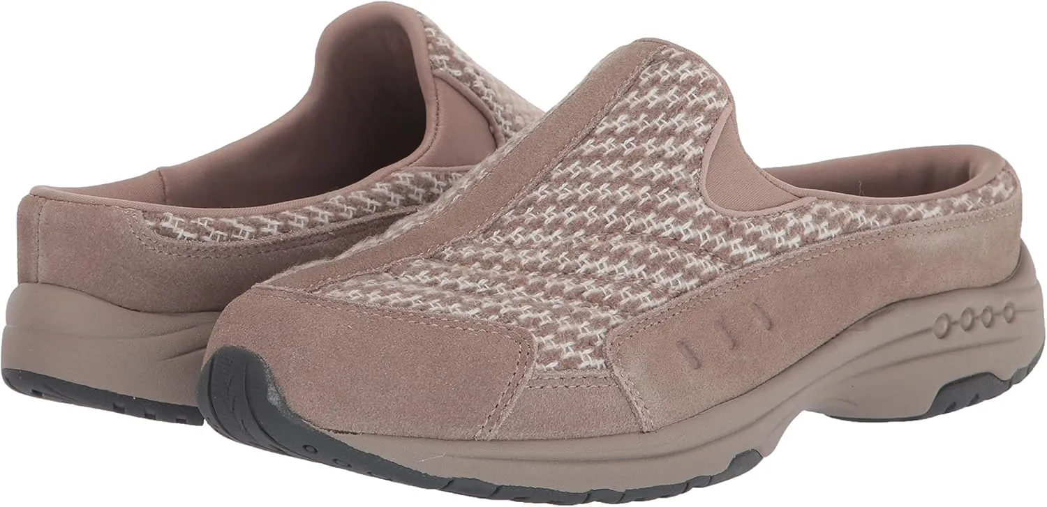Easy Spirit Women's Traveltime555