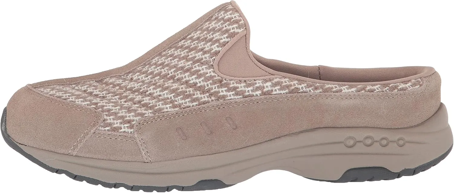 Easy Spirit Women's Traveltime555