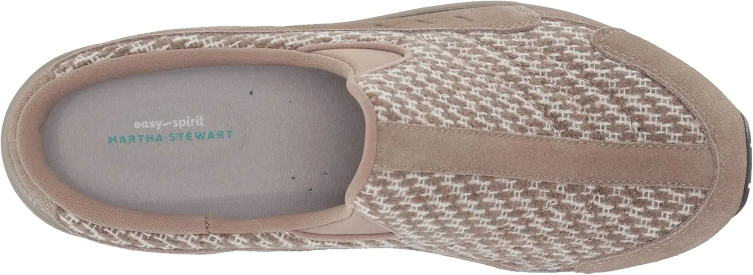 Easy Spirit Women's Traveltime555
