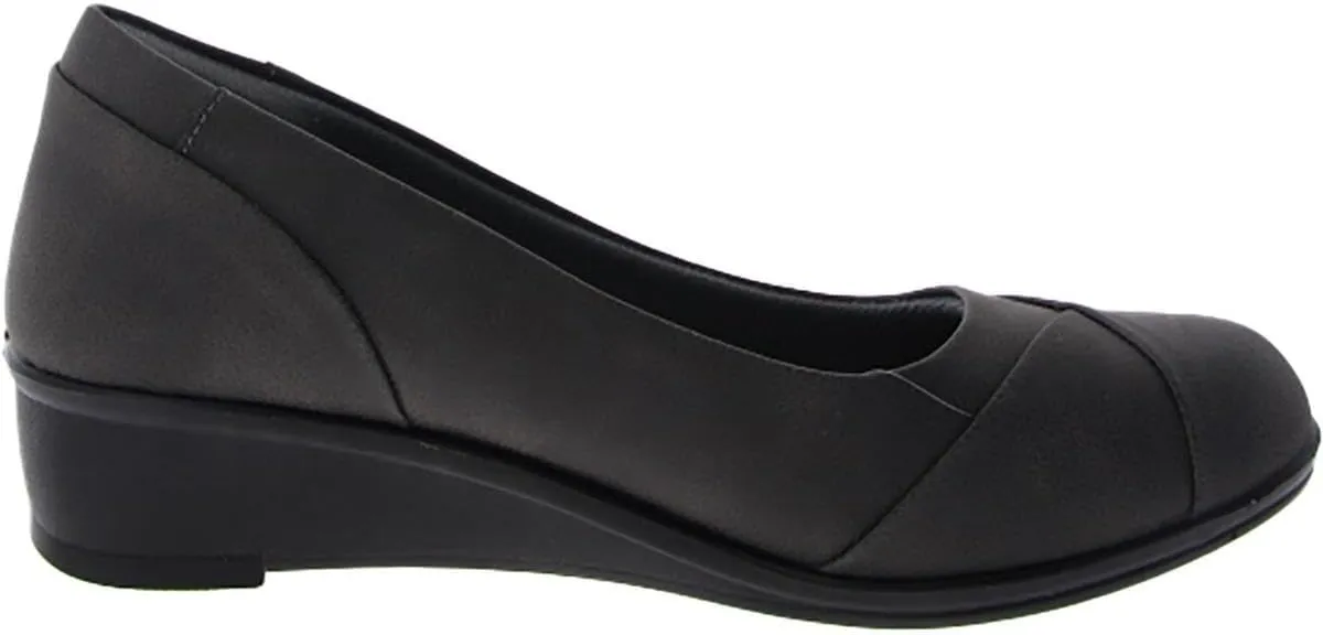 Easy Street Women's Bernice Sneaker