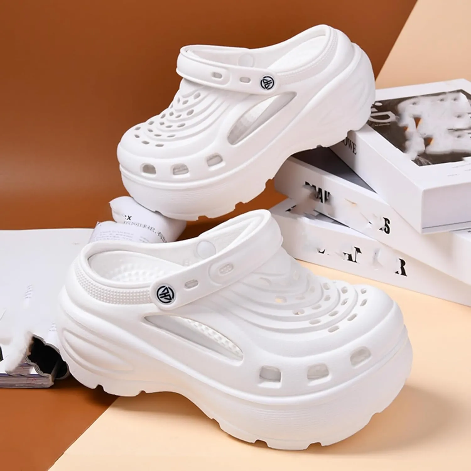 Fashion Comfortable Platform Clogs for Women, 6CM Height - Increasing, Cloud Slides, Casual Pillows Sandals, Beach Shoes, Sandals (Black,4.5)