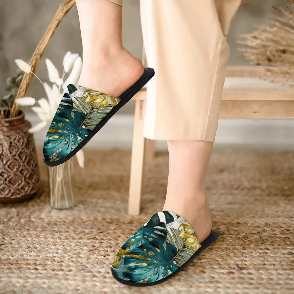 House Slippers for Women Men Soft Cozy Non Slip Lightweight Winter House Shoes for Indoor Outdoor