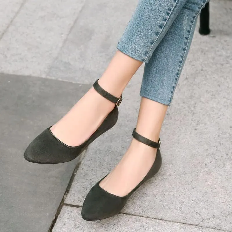 HuangTaiJi Qing Women's Classic Kitten Low Heeled Pumps Slip-on Work Shoes, Soft Faux Suede Buckle Decro Mid Heels for Office