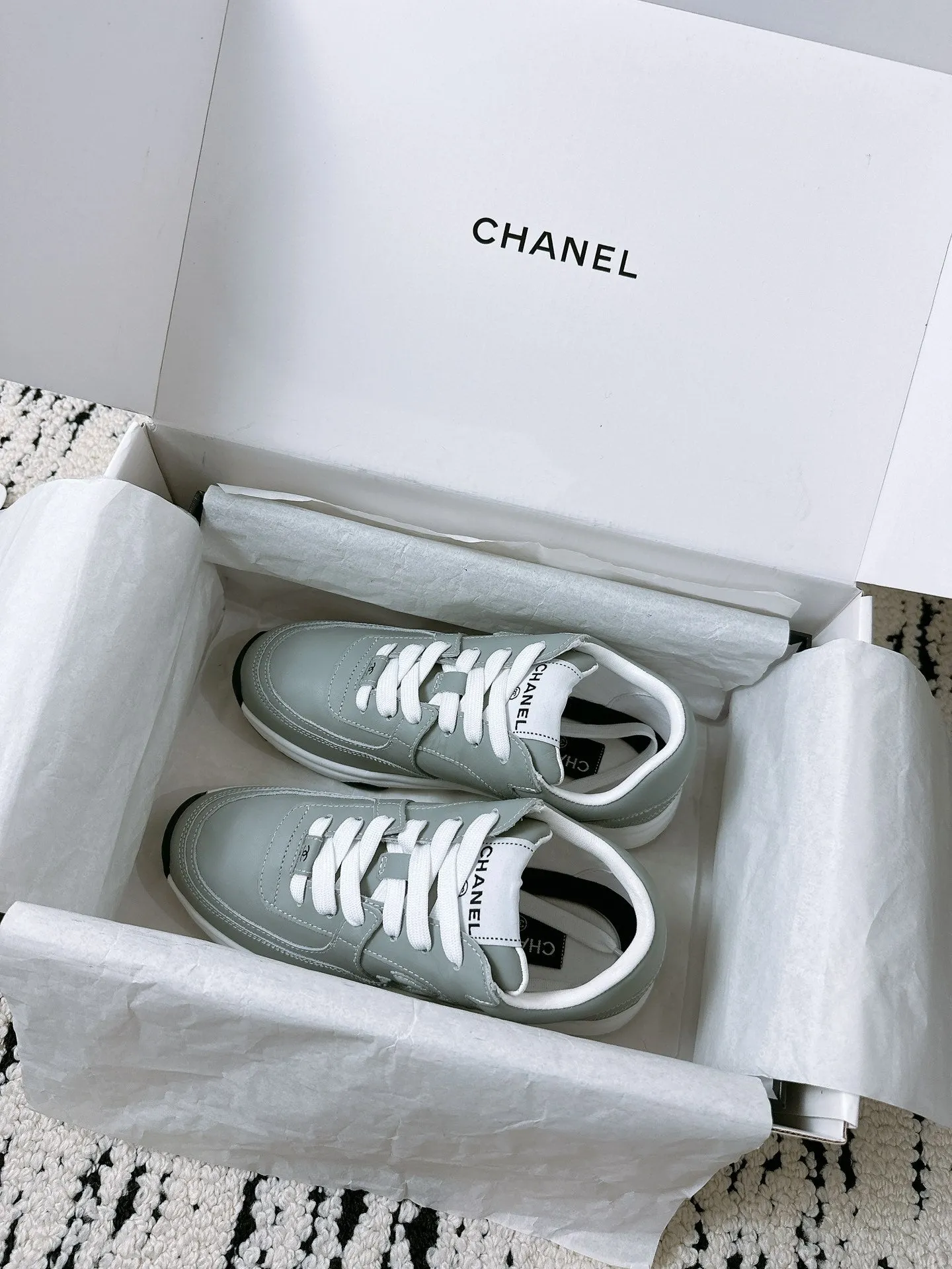 In Soft Artificial Intelligence (AI) Cowhide 35mm Sneaker Grey 144708 CHANEL Highly recommended