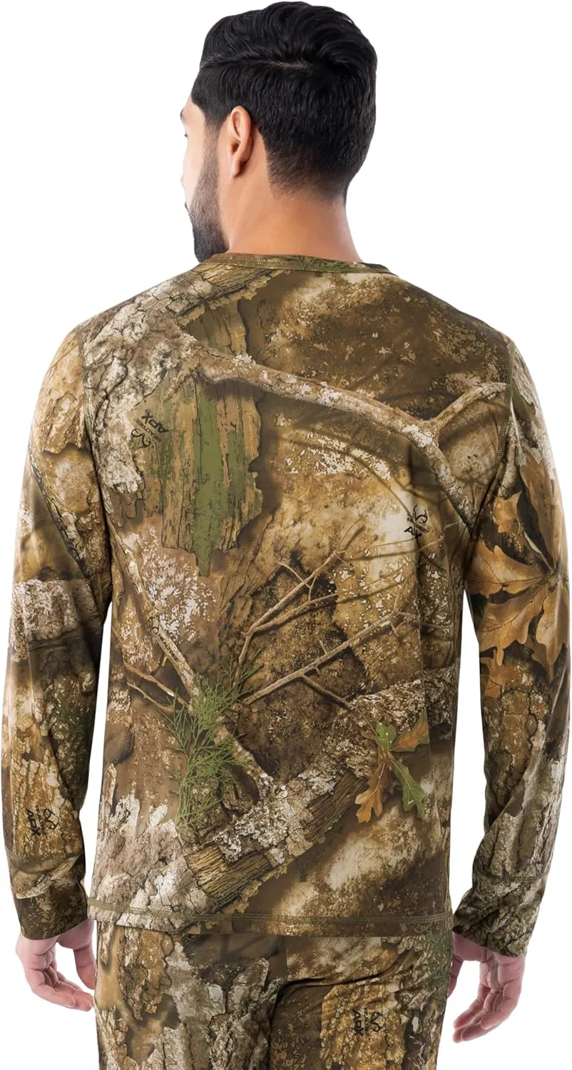 Indera Men's Realtree APX Pattern Camo Long Sleeve Thermal Base Layer Crewneck T-Shirt