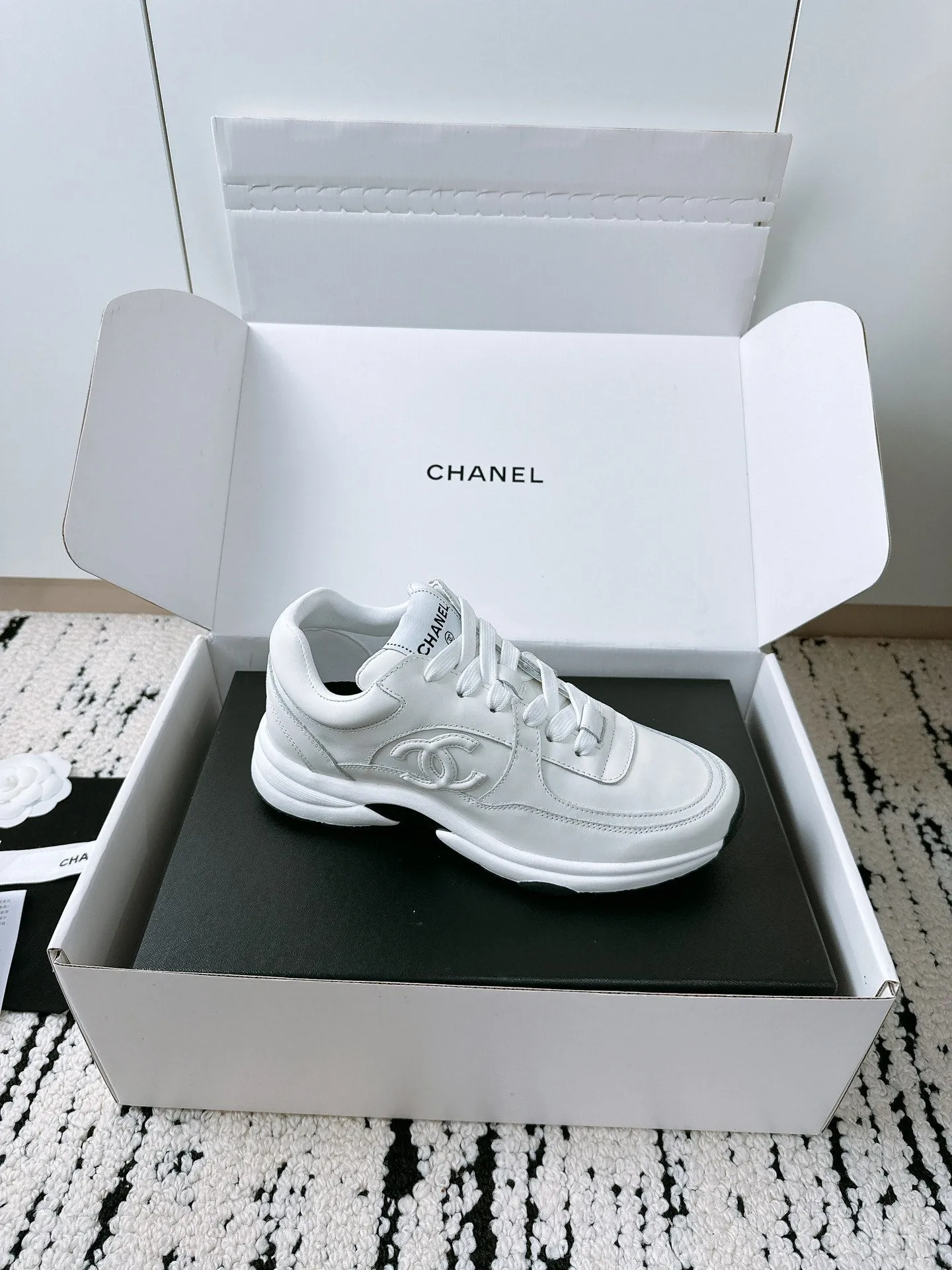 Invitation-only sale Final hours Sneaker 144702 In Cowhide Soft White 35mm CHANEL