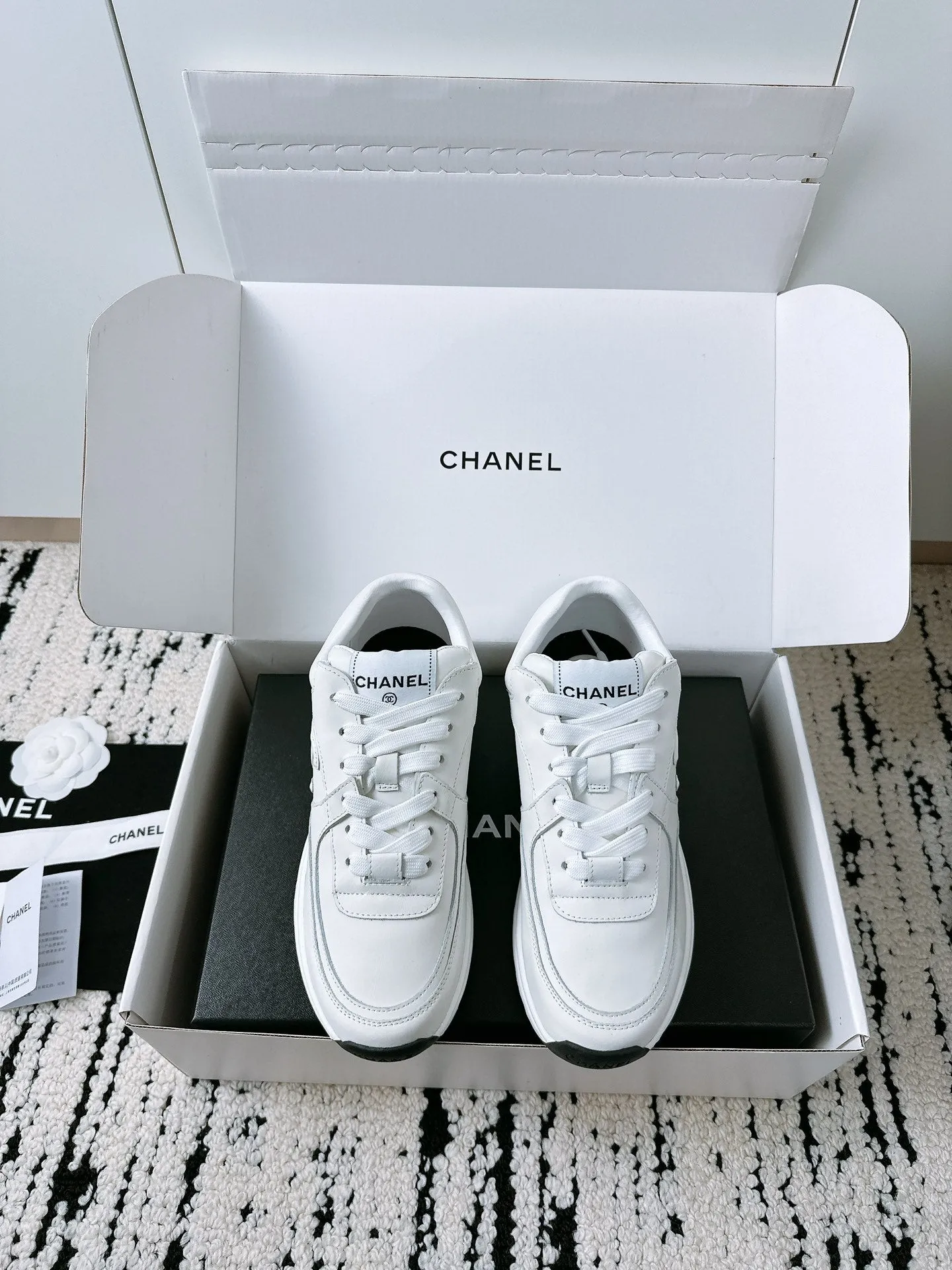 Invitation-only sale Final hours Sneaker 144702 In Cowhide Soft White 35mm CHANEL