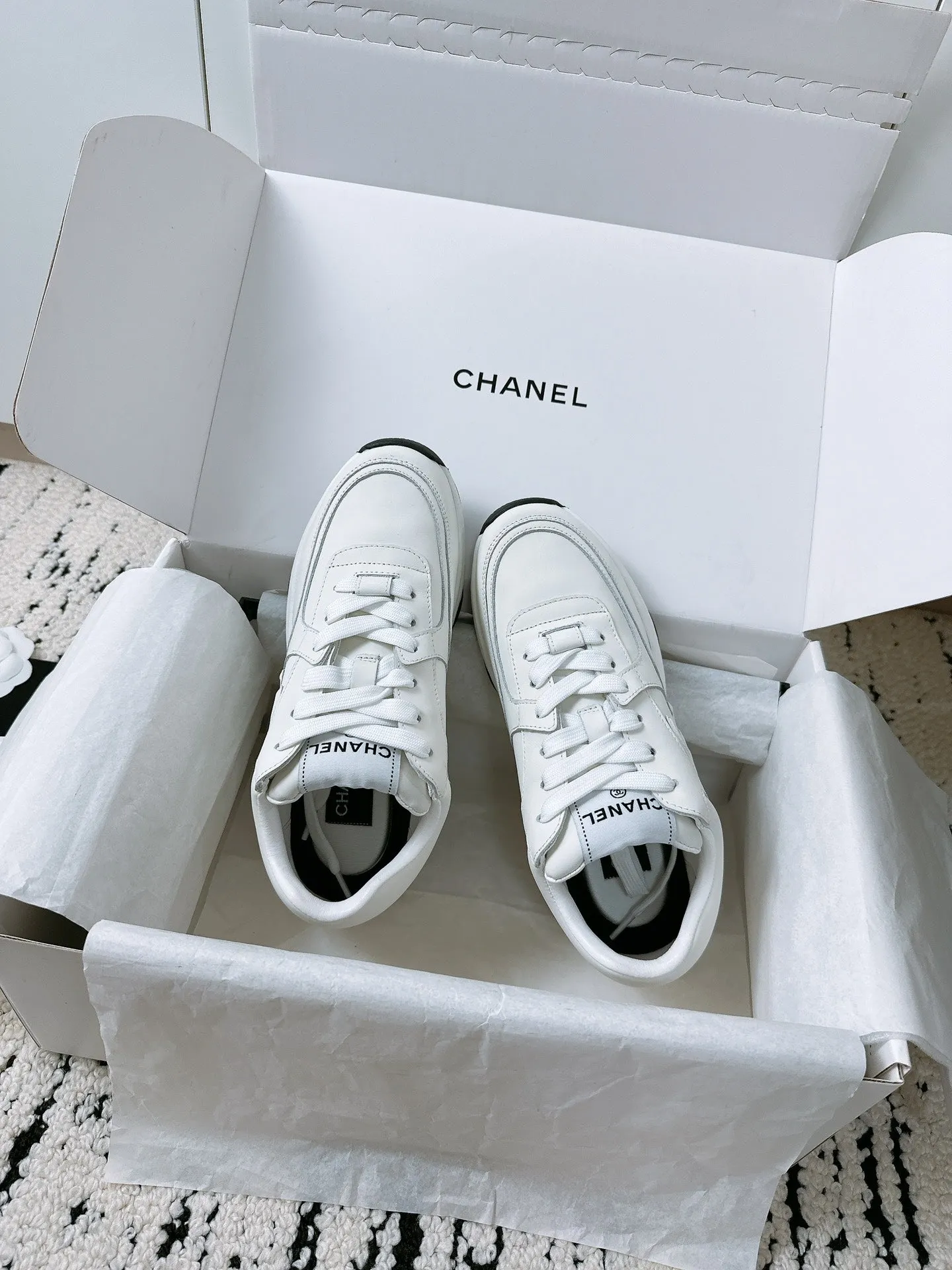 Invitation-only sale Final hours Sneaker 144702 In Cowhide Soft White 35mm CHANEL