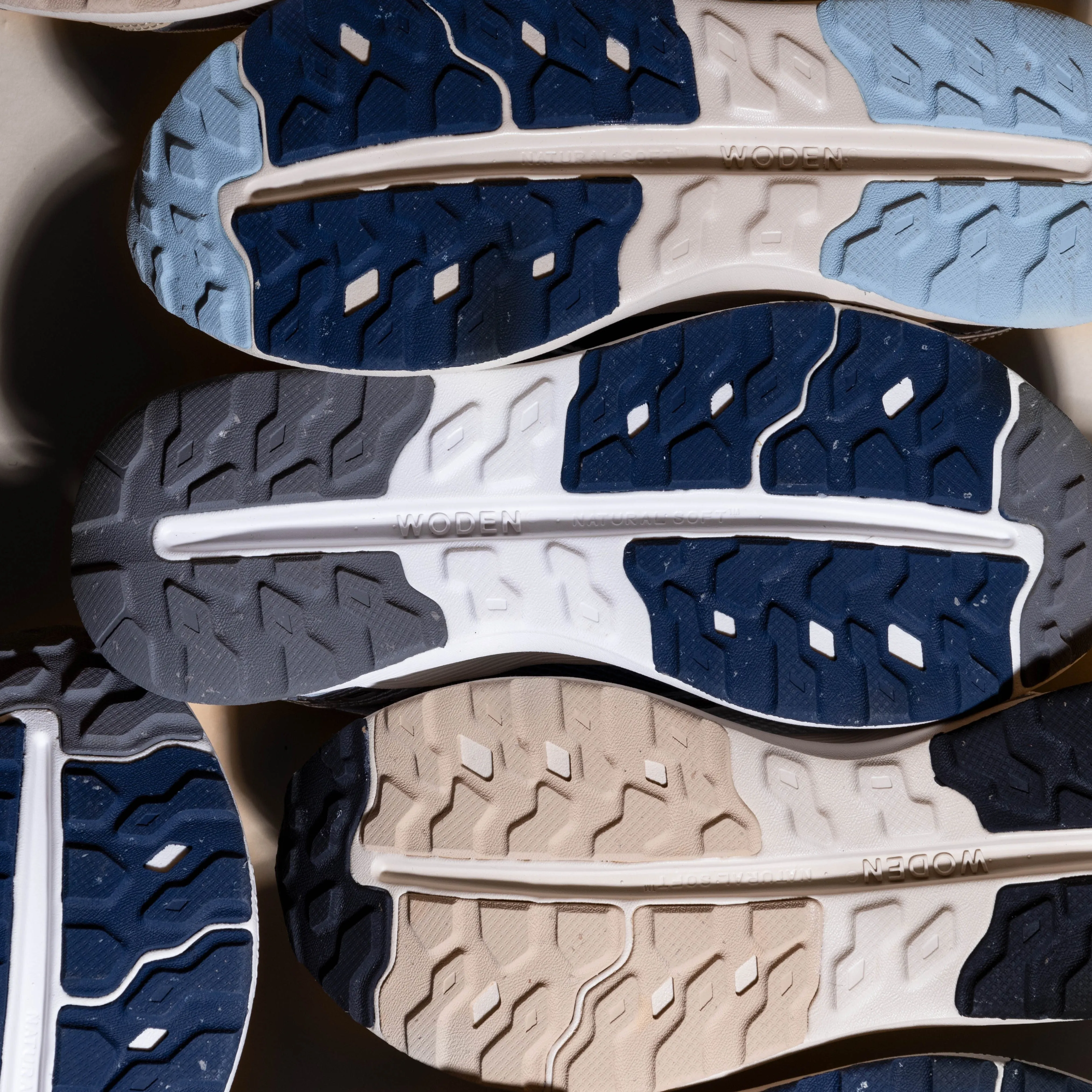 Josephine - Ice Blue/Dark Navy