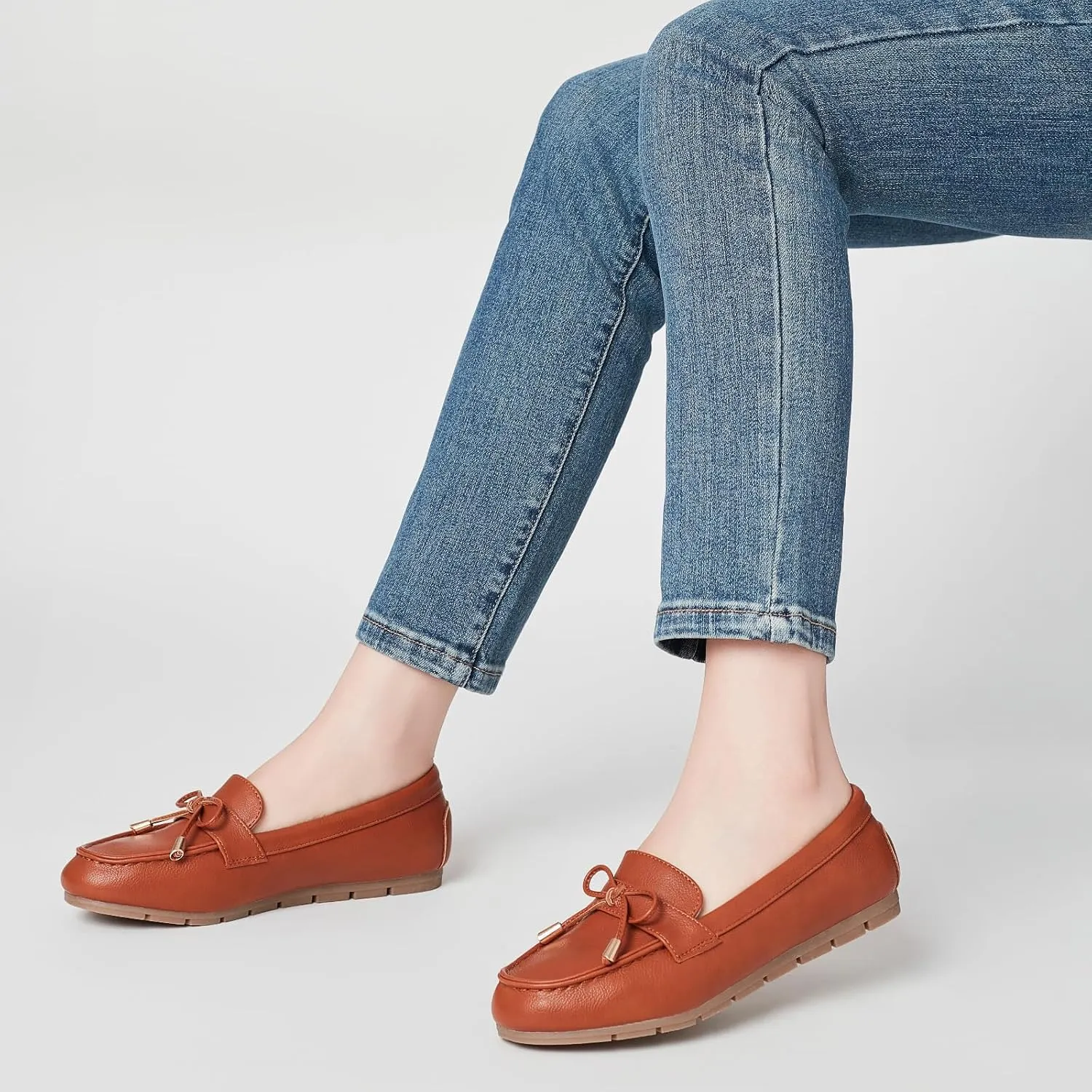 Loafers for Women Slip On Flats Shoes Non Slip Work Shoes Comfort Soft Business Casual Walking Womens Loafers
