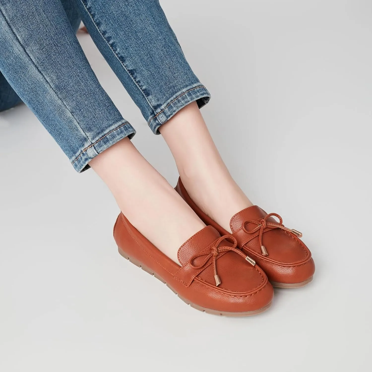 Loafers for Women Slip On Flats Shoes Non Slip Work Shoes Comfort Soft Business Casual Walking Womens Loafers
