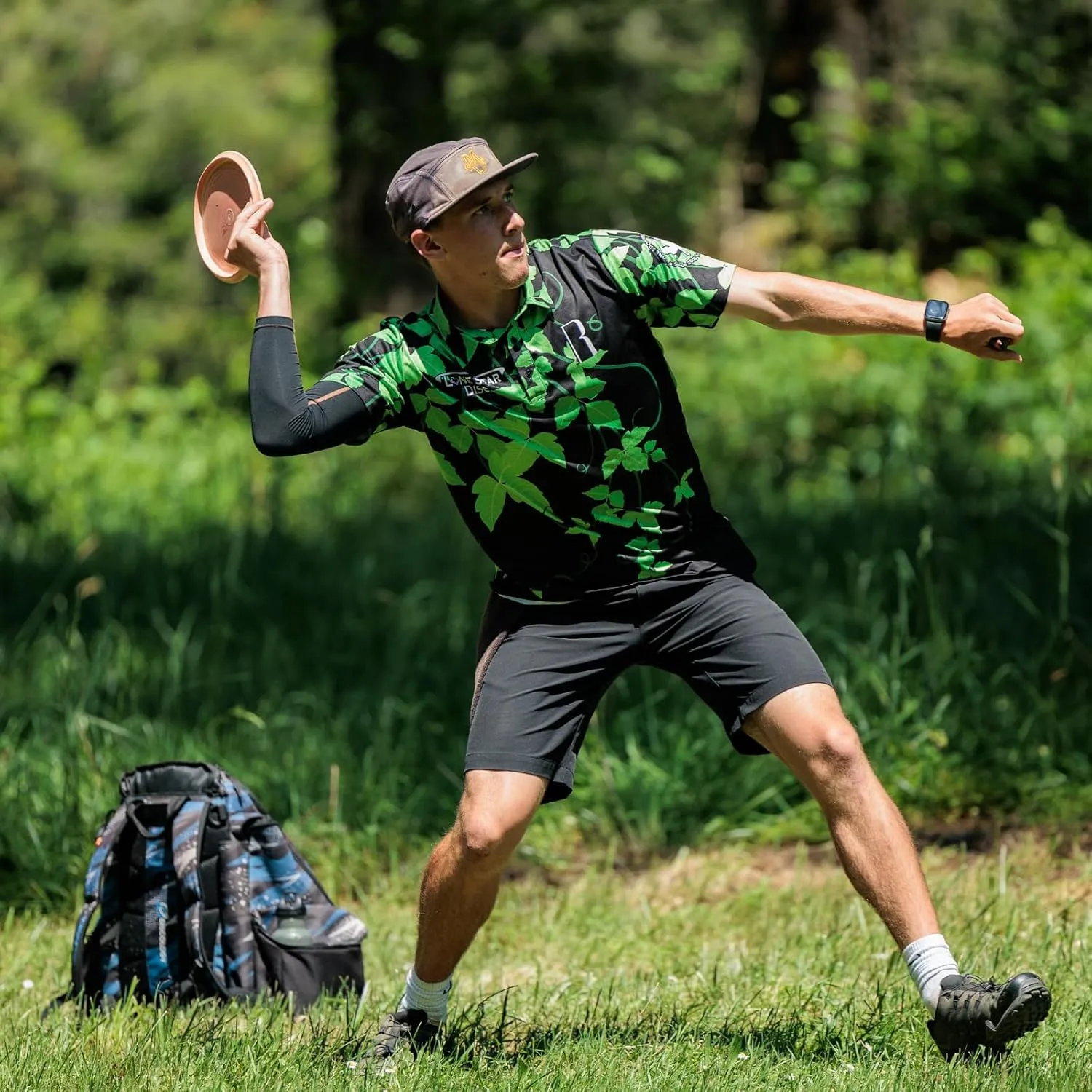 Lone Star Disc Glow Mockingbird | Understable Disc Golf Fairway Driver | Glows in The Dark | Good for All Skill Levels | Colors May Vary
