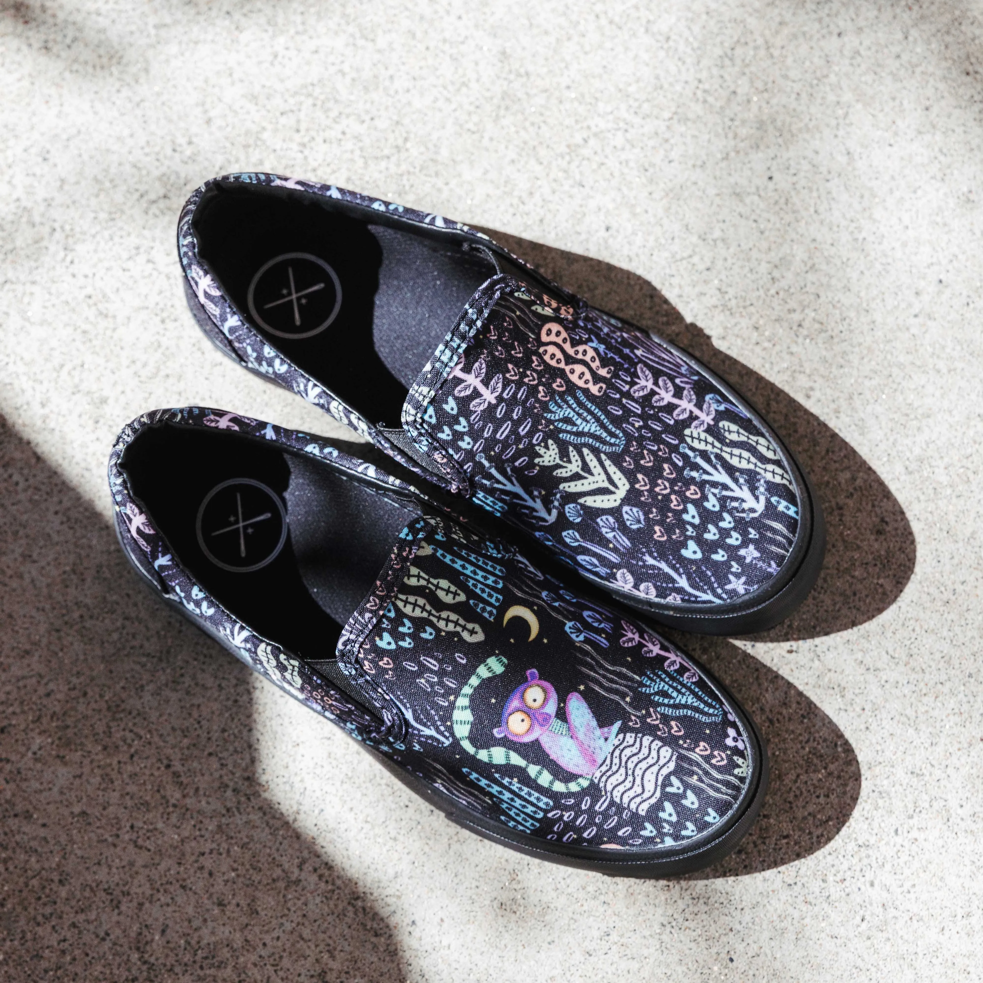 Loomi Slip On