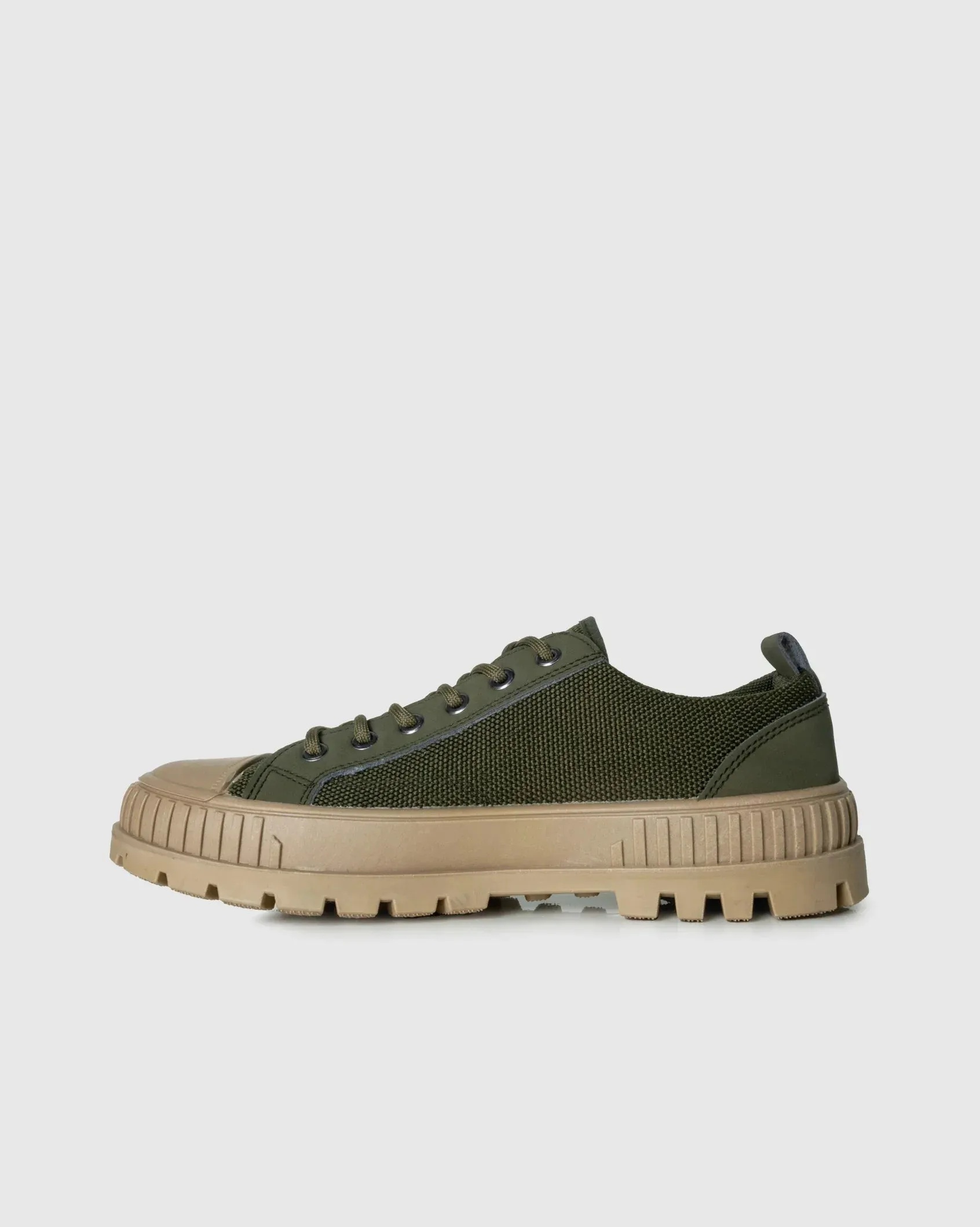 Mens Young - Low Cut Canvas Sneaker