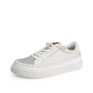 MOXIE SNEAKER