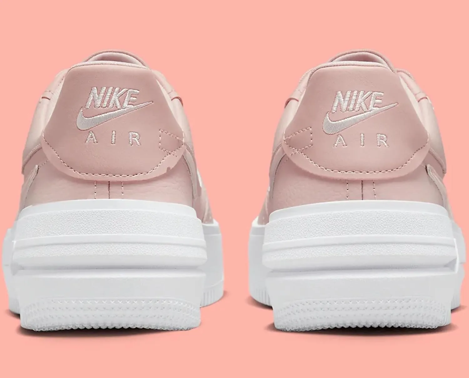 Nike Women's Shoes Sneaker