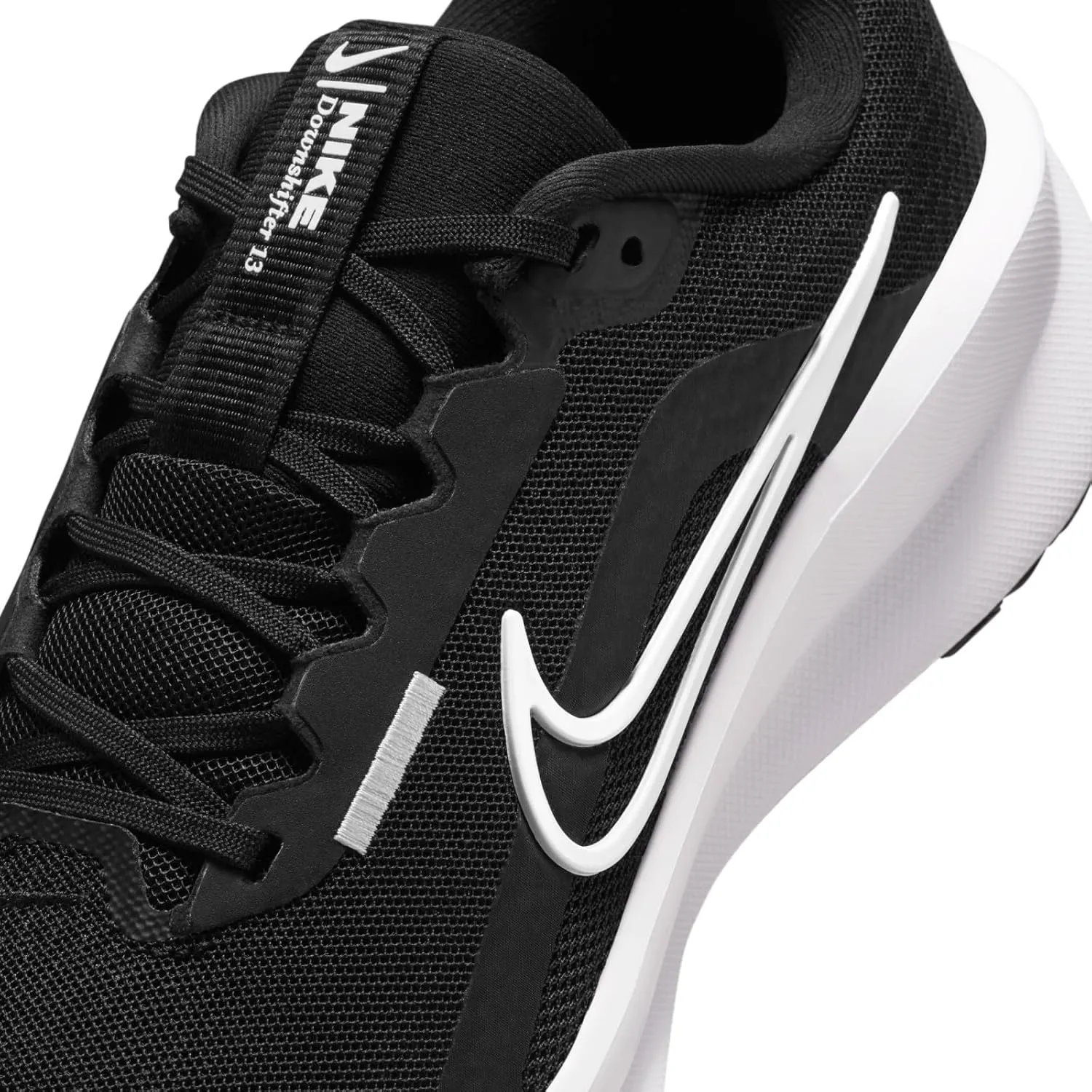 NIKE Women's Sneaker
