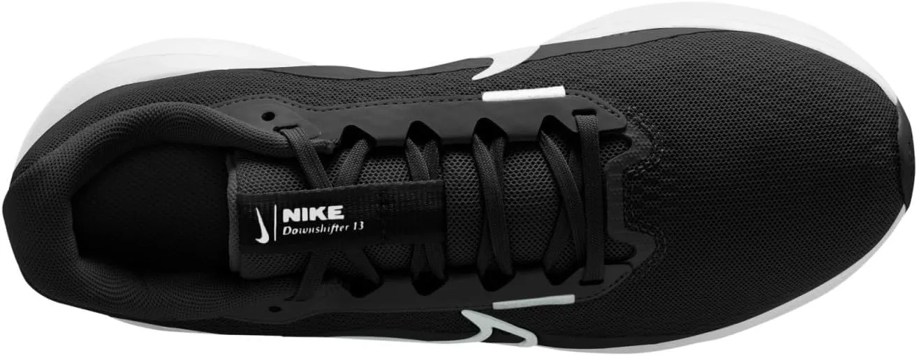 NIKE Women's Sneaker