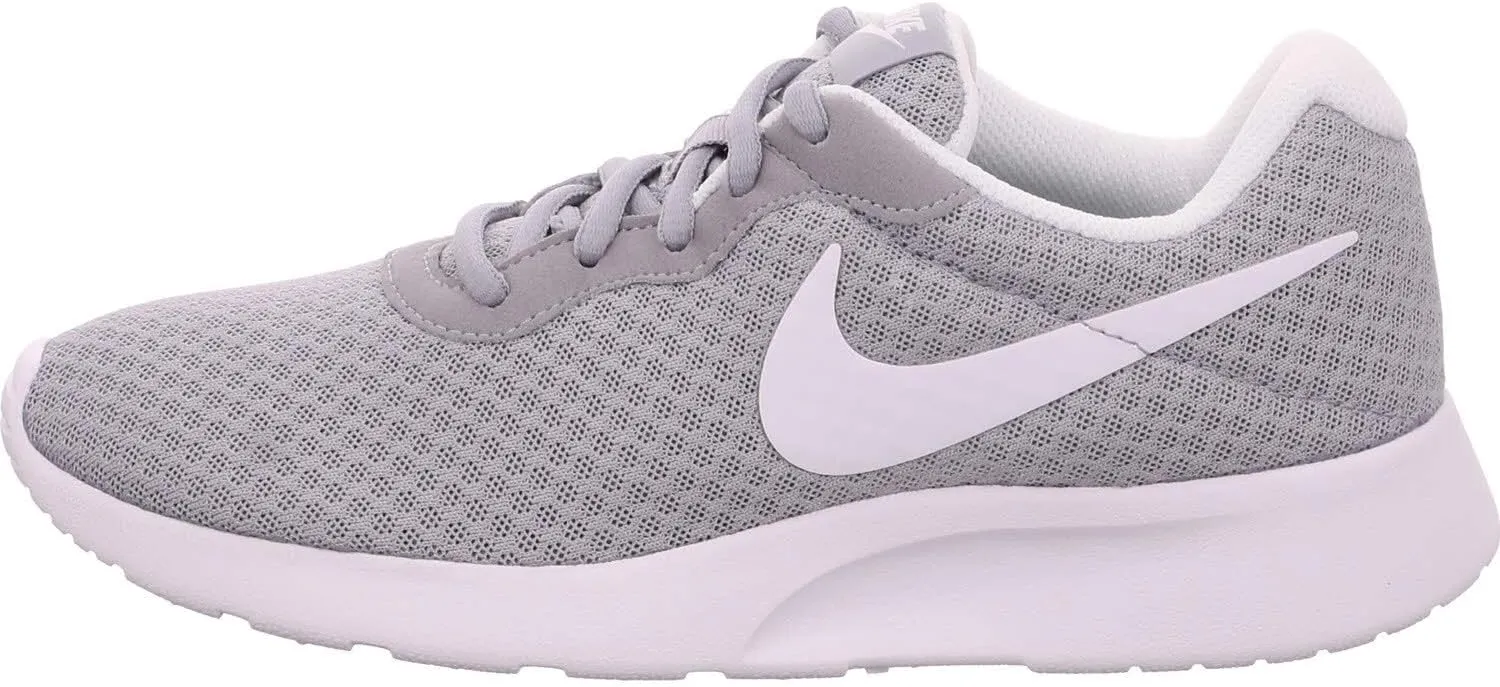 Nike Women's Tanjun Running Shoes
