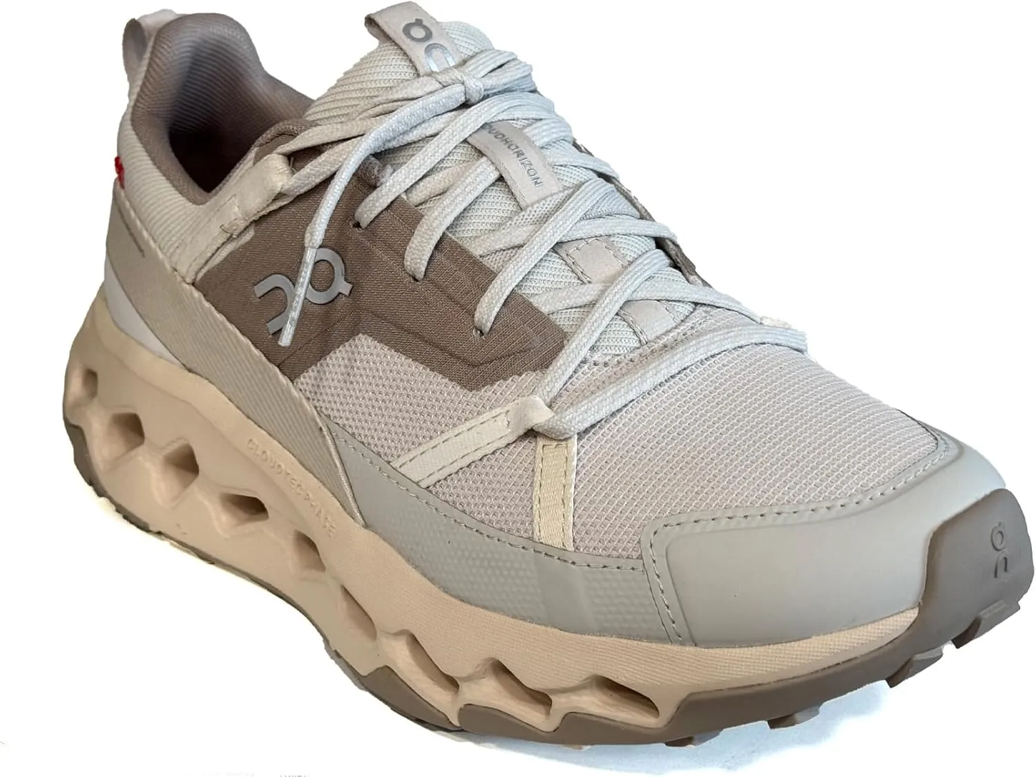 On Women's Cloudhorizon Sneaker