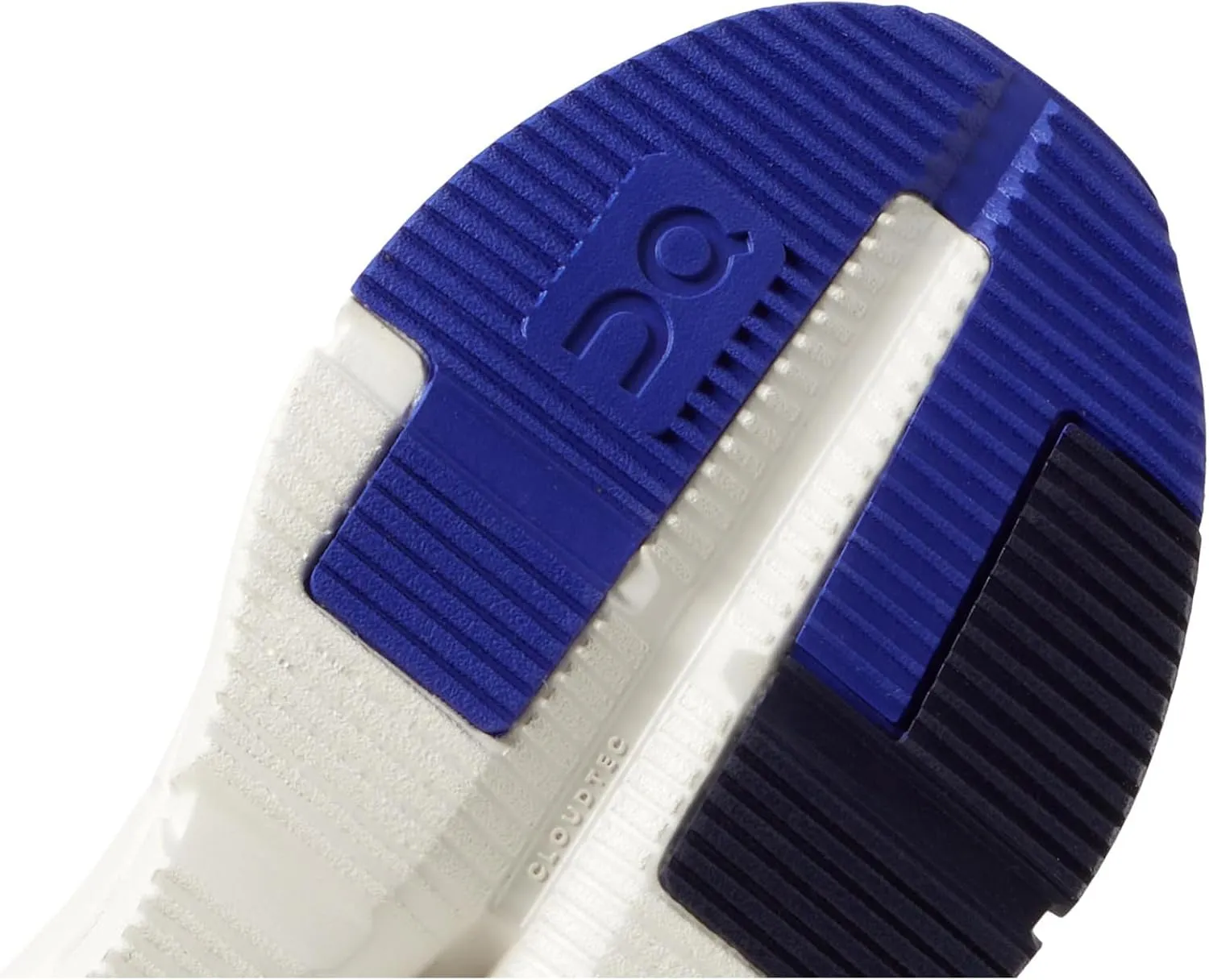 On Women's Cloudnova Form 2 Sneaker