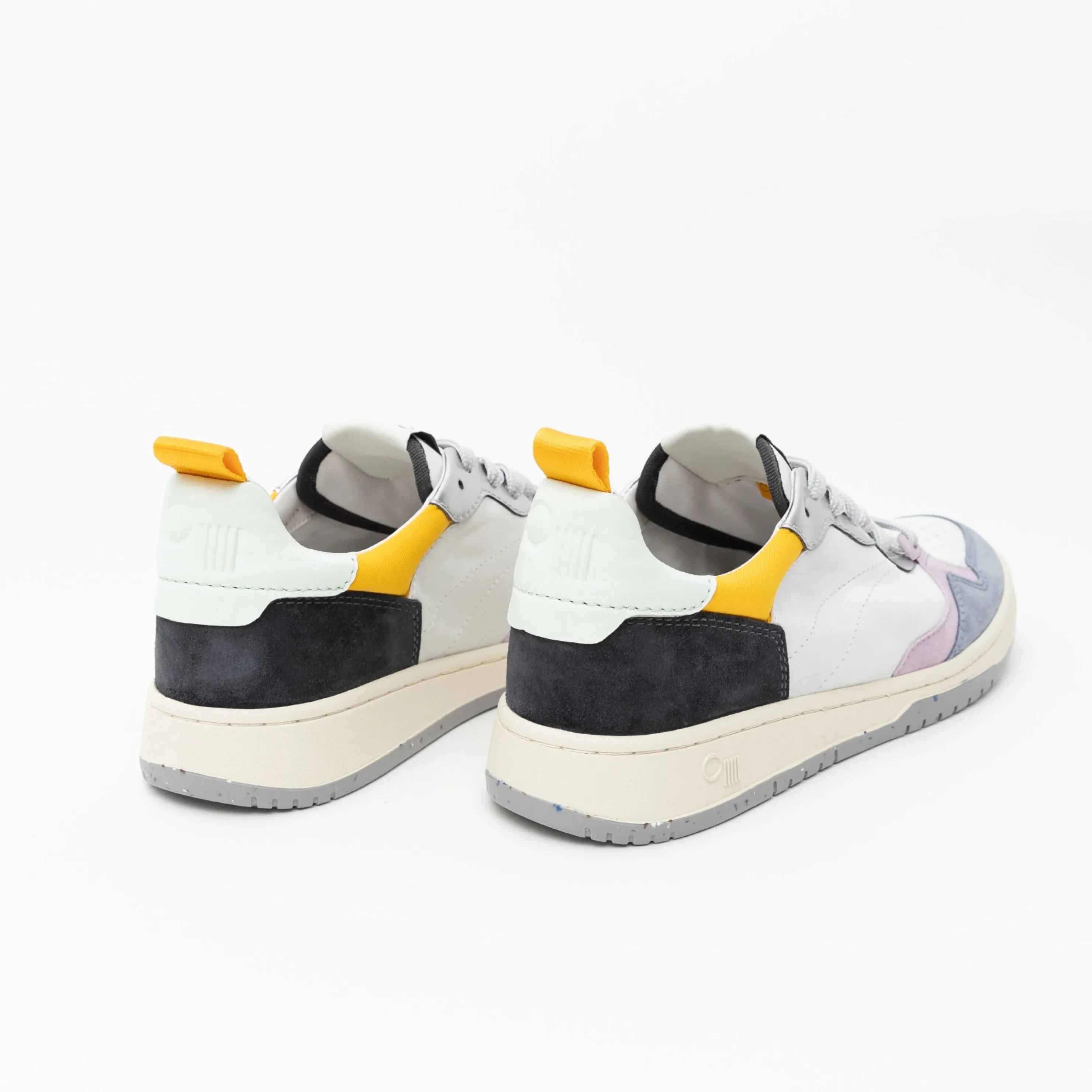 Phoenix Sneaker