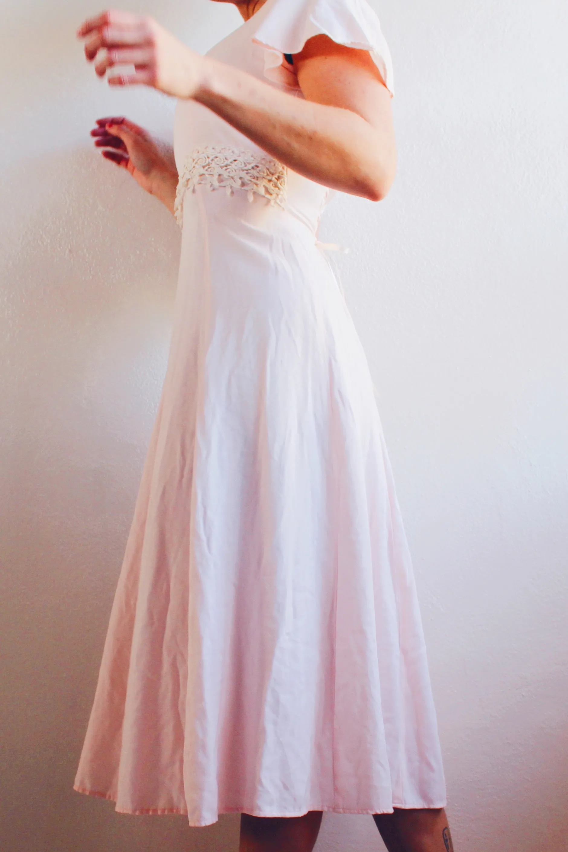 Pink Vintage Short-Sleeved Midi Dress - 1980s Coquette Charm for Romantic Valentine's Date