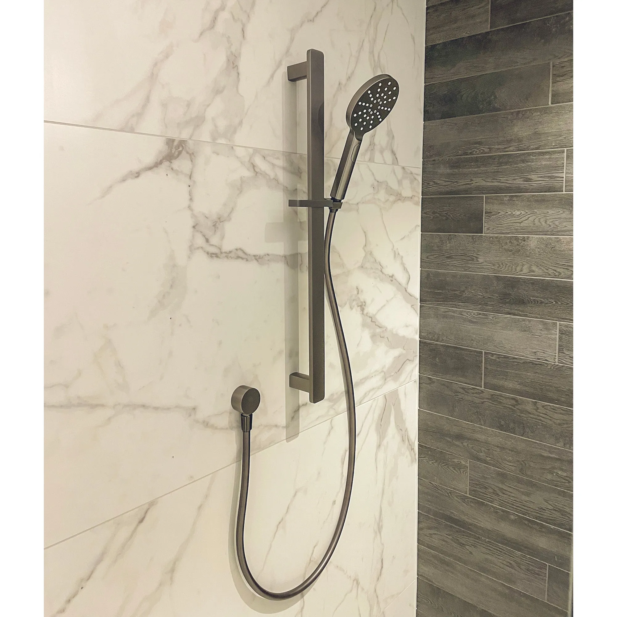 PURE ROUND LUXURY ADJUSTABLE SLIDE SHOWERS
