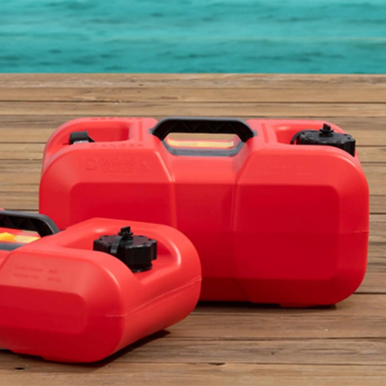 Scepter 6 Gallon Under Seat Portable Marine Tank with 2-Way Vented Cap, EPA CARB Fuel Can Container for Boats and Watercraft, 19.3"L x 12.2"W x 10.2"H