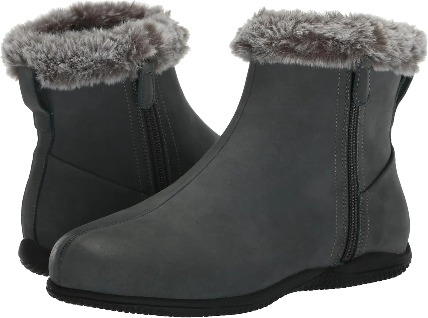 SoftWalk Women's Helena Ankle Boot