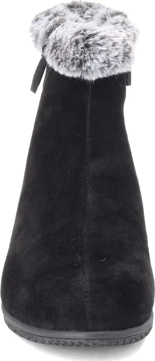 SoftWalk Women's Helena Ankle Boot
