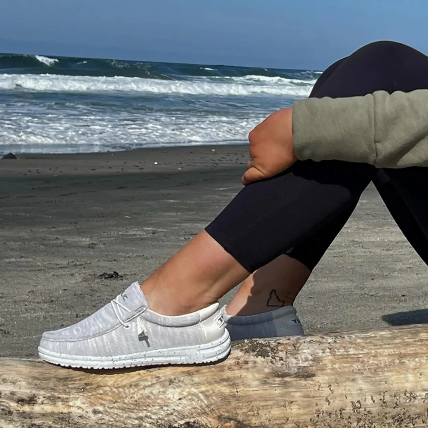 TELIC Women's Wave Slip-On Shoes - Lightweight, Breathable, Arch-Supporting, Easy On & Off - Great for Everyday Wear
