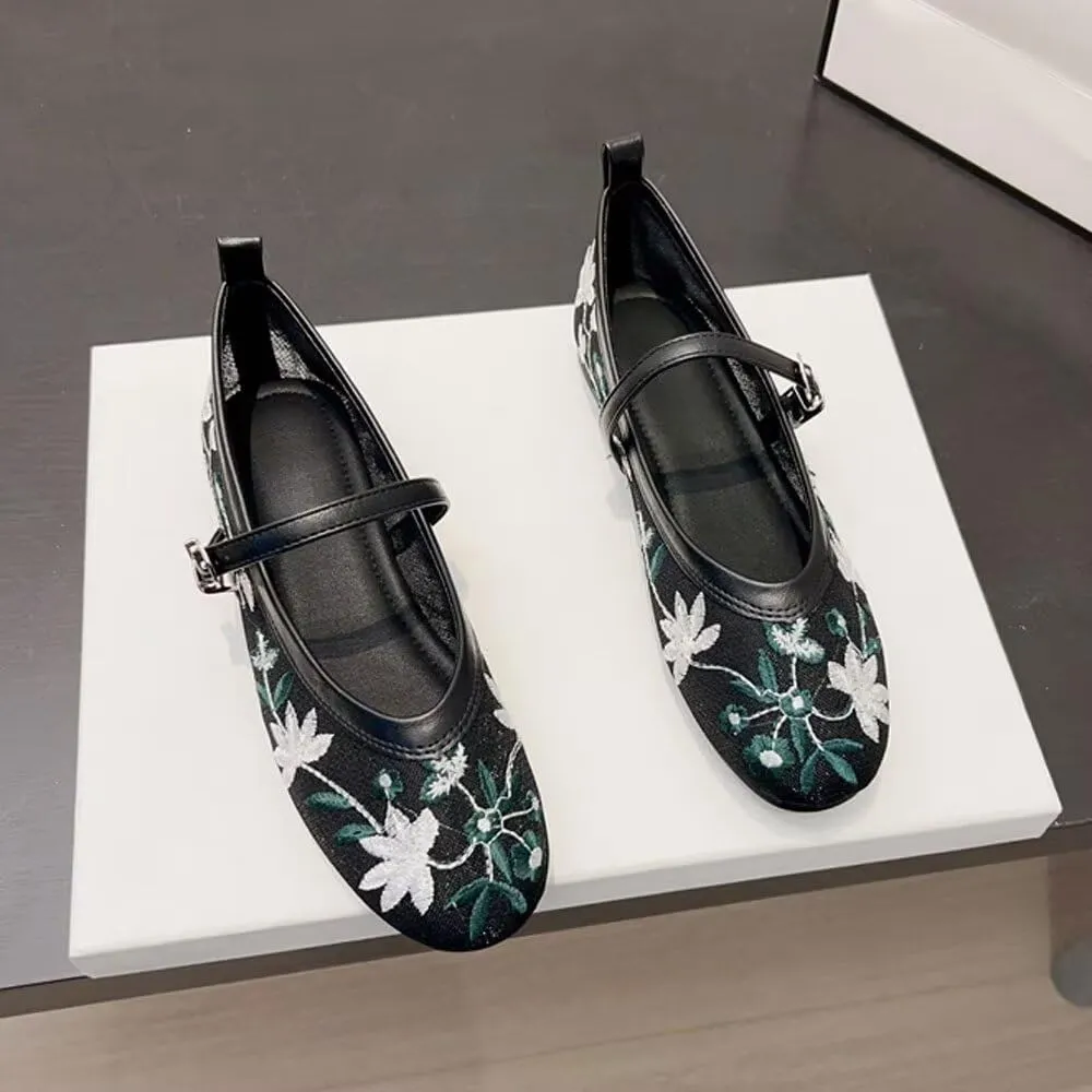 TN TANGNEST Women's Floral Embroidered Vintange Buckle Flat Shoes Round Toe Dress Mary Jane Shoes