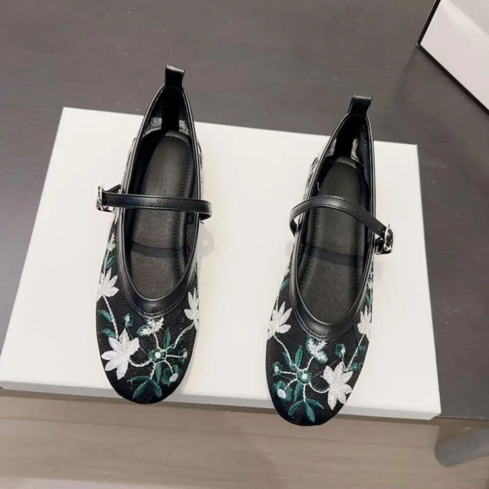 TN TANGNEST Women's Floral Embroidered Vintange Buckle Flat Shoes Round Toe Dress Mary Jane Shoes