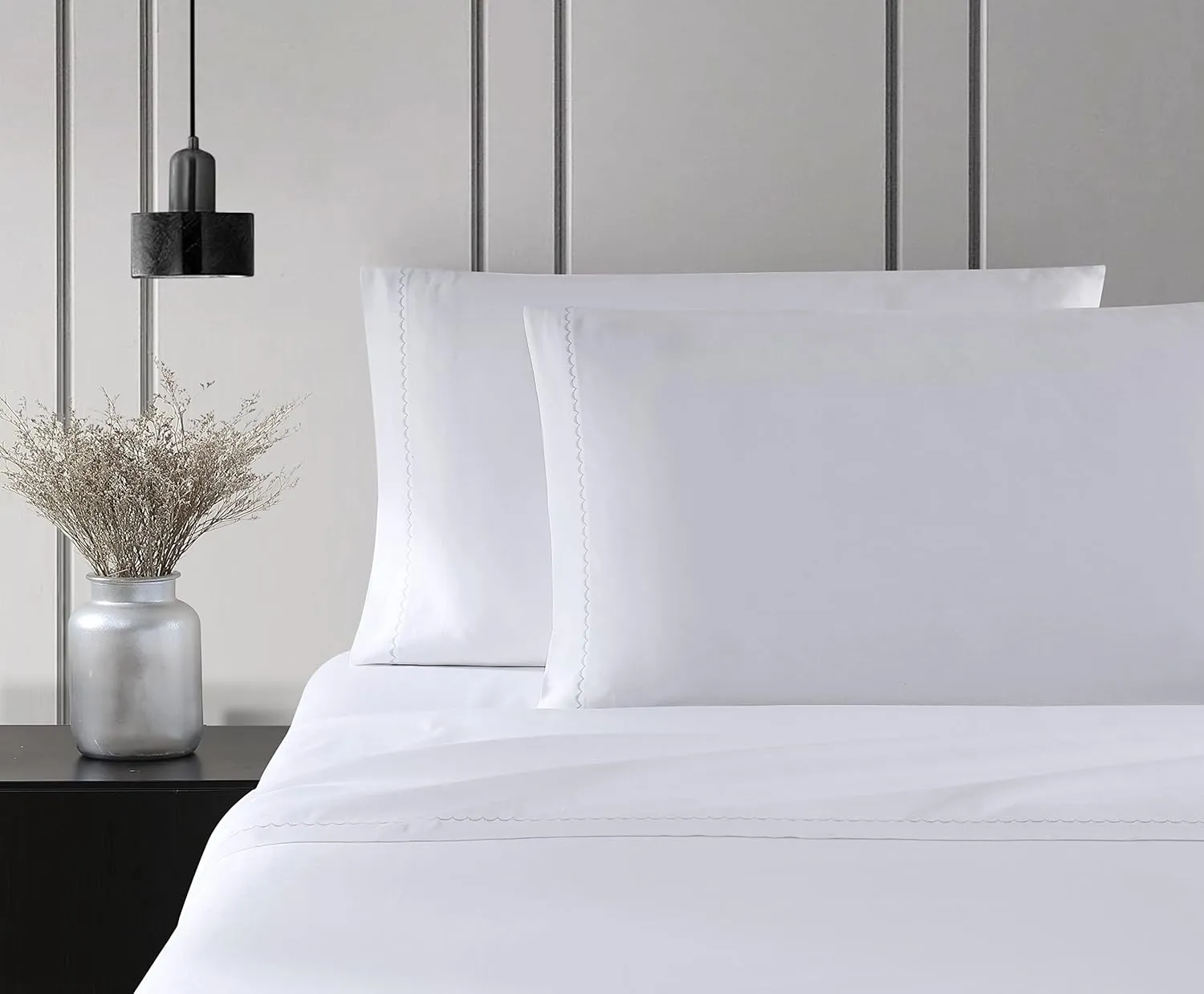 Vera Wang - Queen Sheets, Smooth Cotton Sateen Bedding Set, Wrinkle-Resistant Room Essentials (Simple Scallop Grey, Queen)